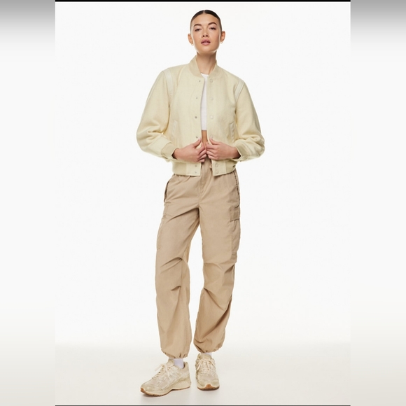 Aritzia Jackets & Blazers - Aritzia TNA Kingsley Jacket